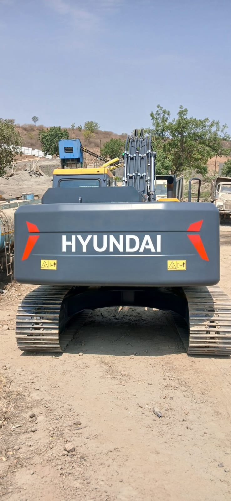 Brand new Hyundai R215L