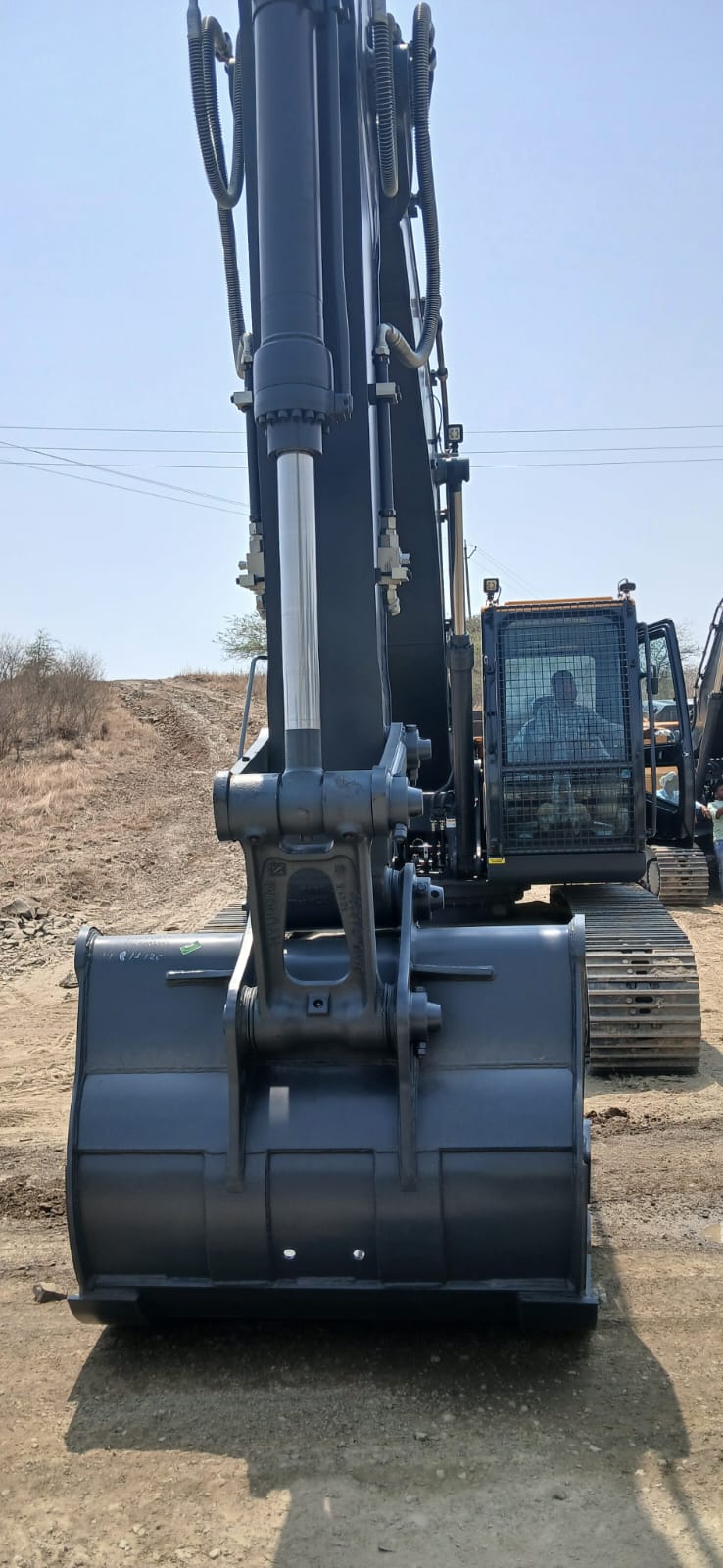 Brand new Hyundai R215L